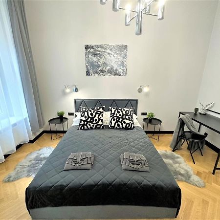 Luxury 100M2 Loft Design-Apartment At Wawel + Netflix Krakow Dış mekan fotoğraf