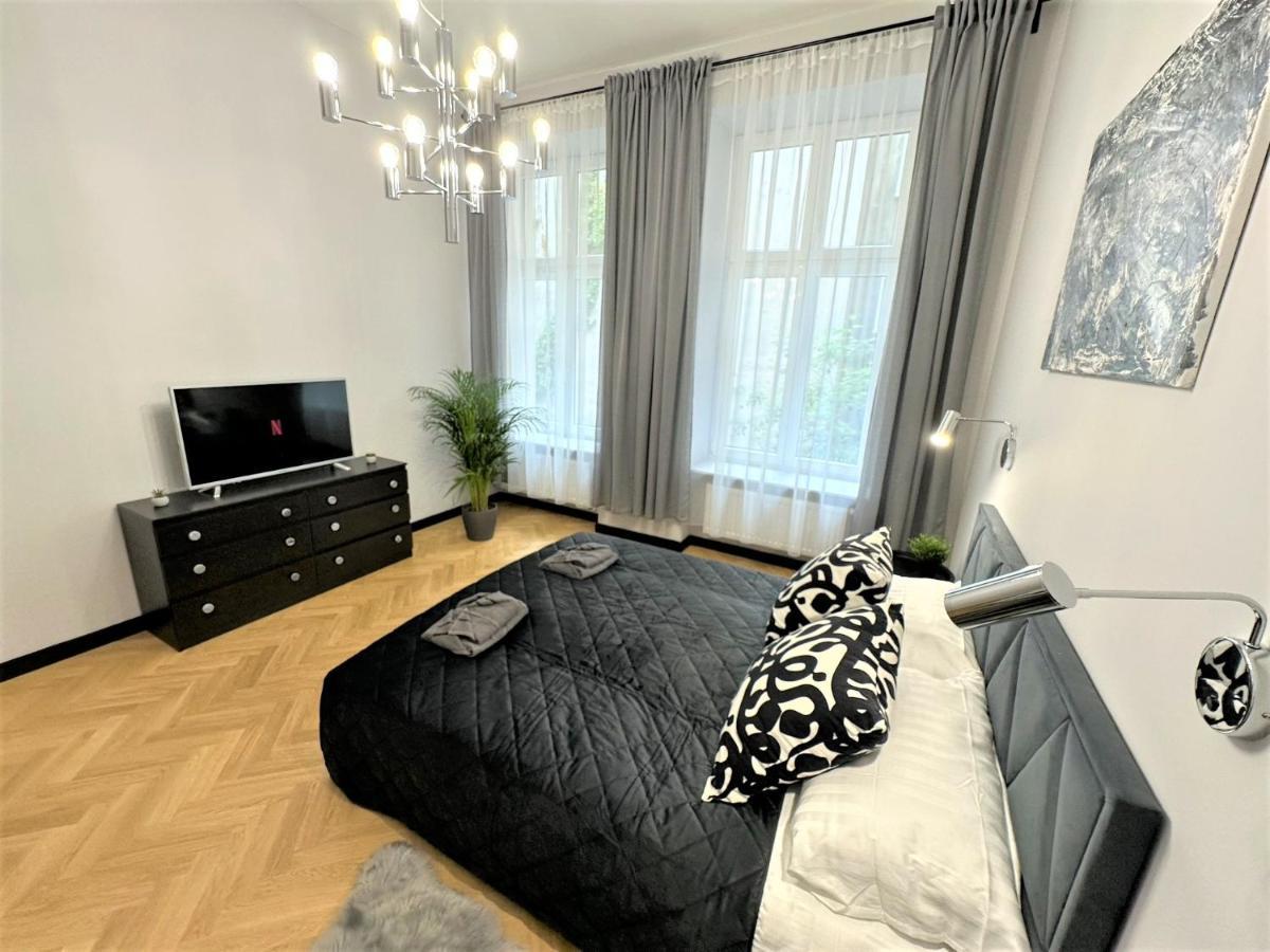 Luxury 100M2 Loft Design-Apartment At Wawel + Netflix Krakow Dış mekan fotoğraf