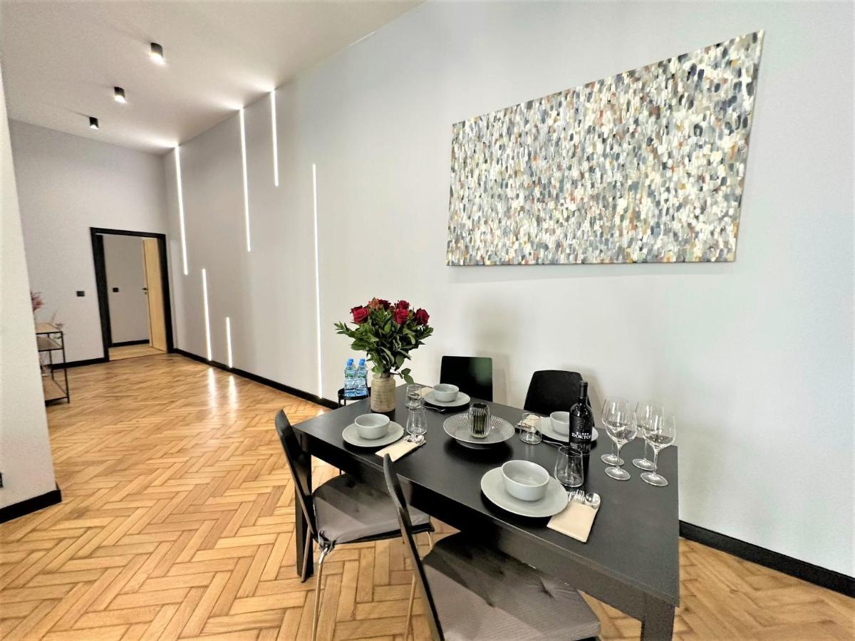 Luxury 100M2 Loft Design-Apartment At Wawel + Netflix Krakow Dış mekan fotoğraf
