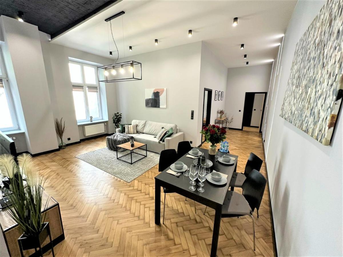 Luxury 100M2 Loft Design-Apartment At Wawel + Netflix Krakow Dış mekan fotoğraf